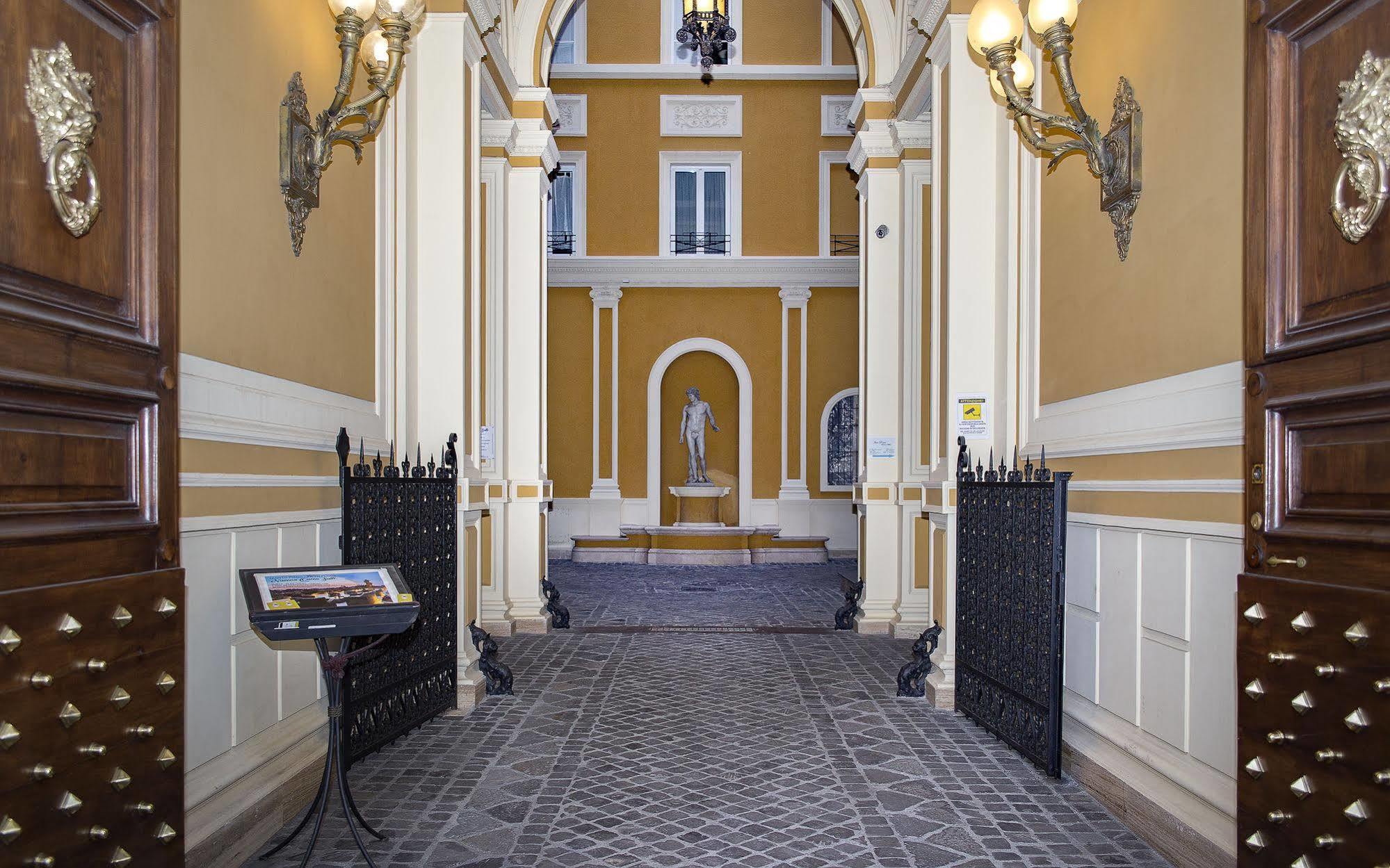 Inn Rome Rooms & Suites Eksteriør billede