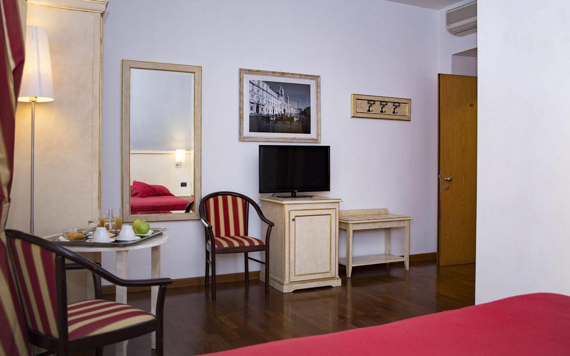Inn Rome Rooms & Suites Eksteriør billede