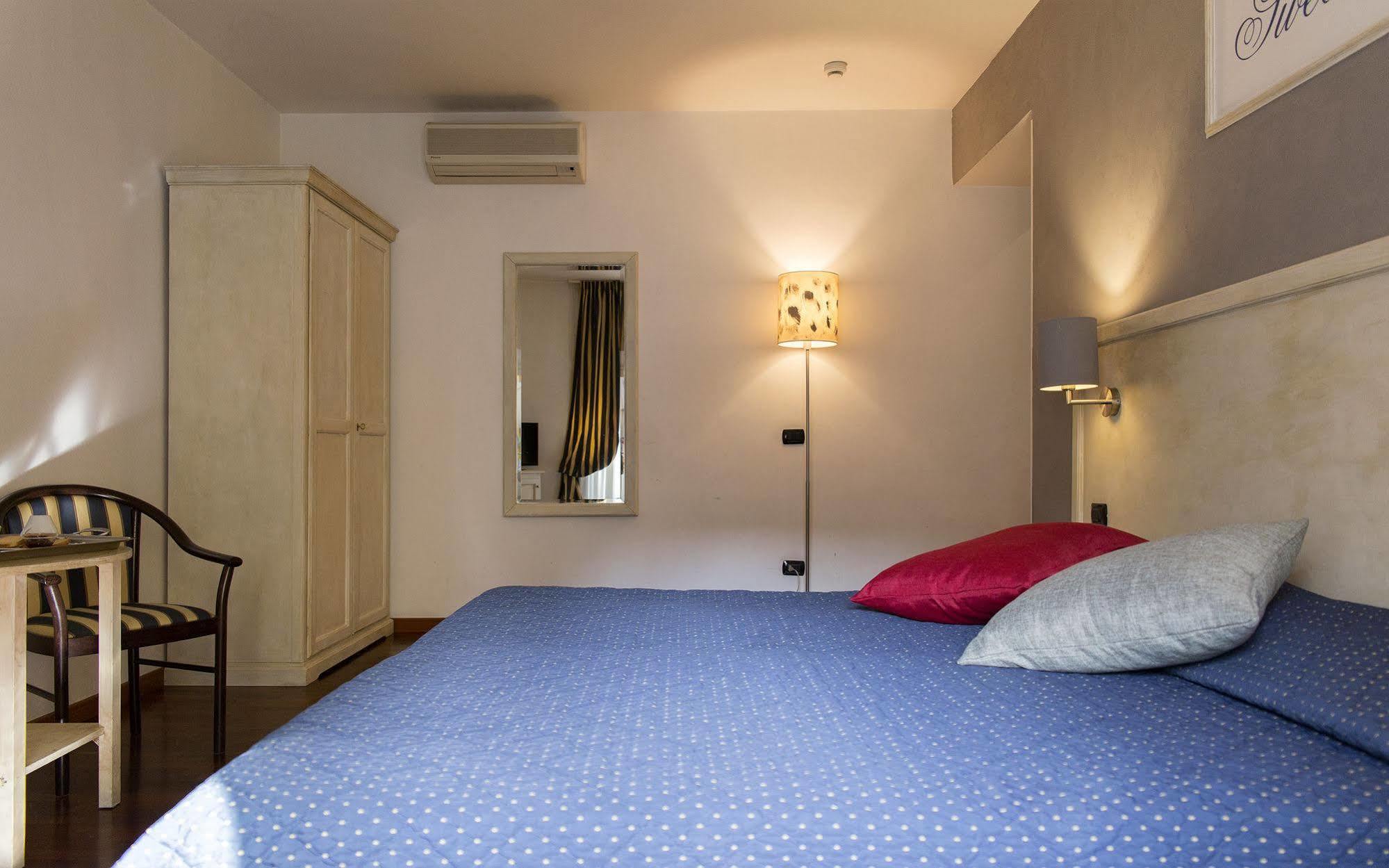 Inn Rome Rooms & Suites Eksteriør billede