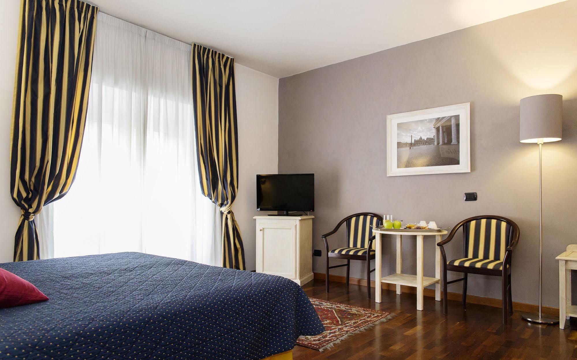 Inn Rome Rooms & Suites Eksteriør billede